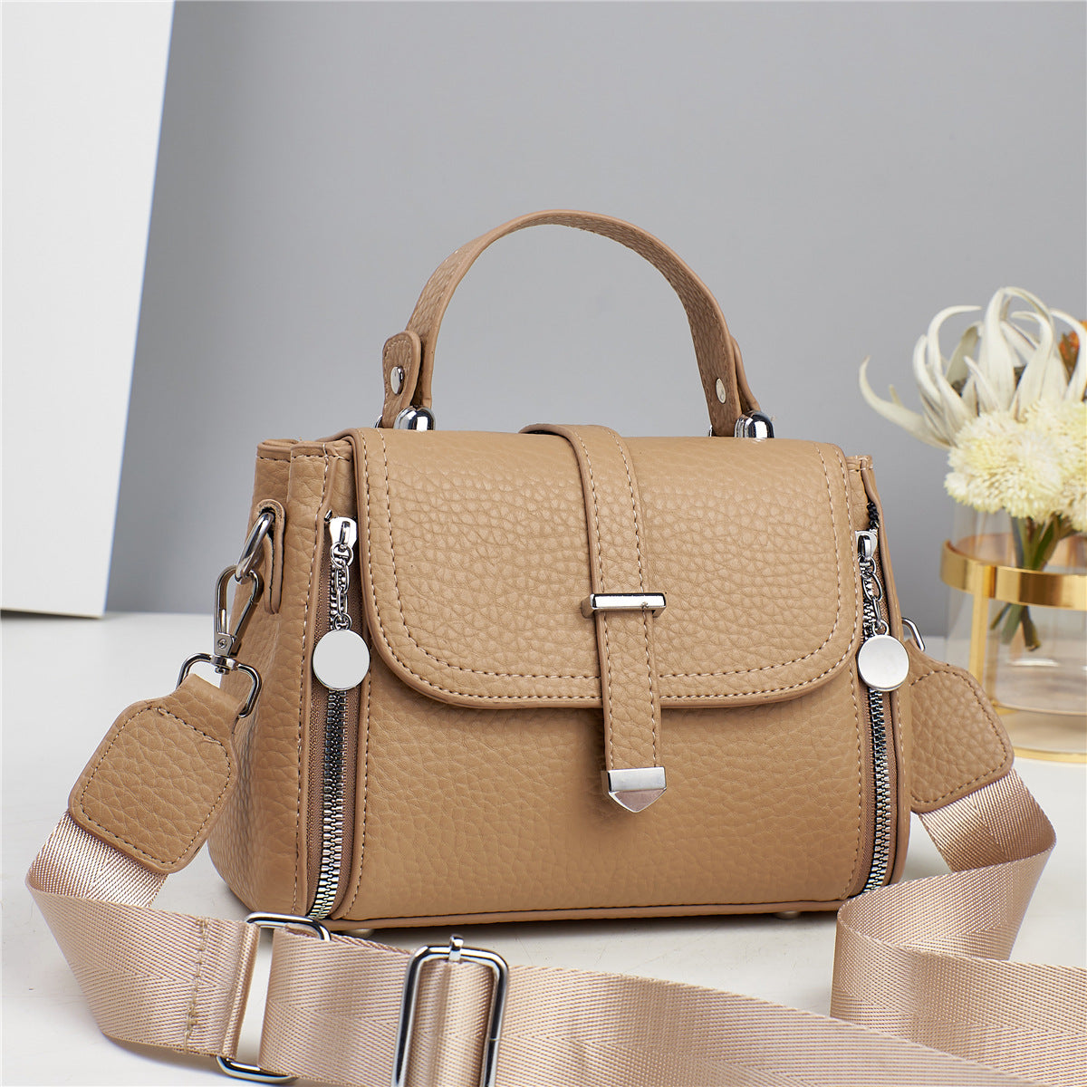 Bella handbag
