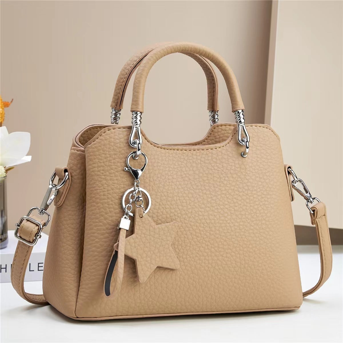 Lexi handbag