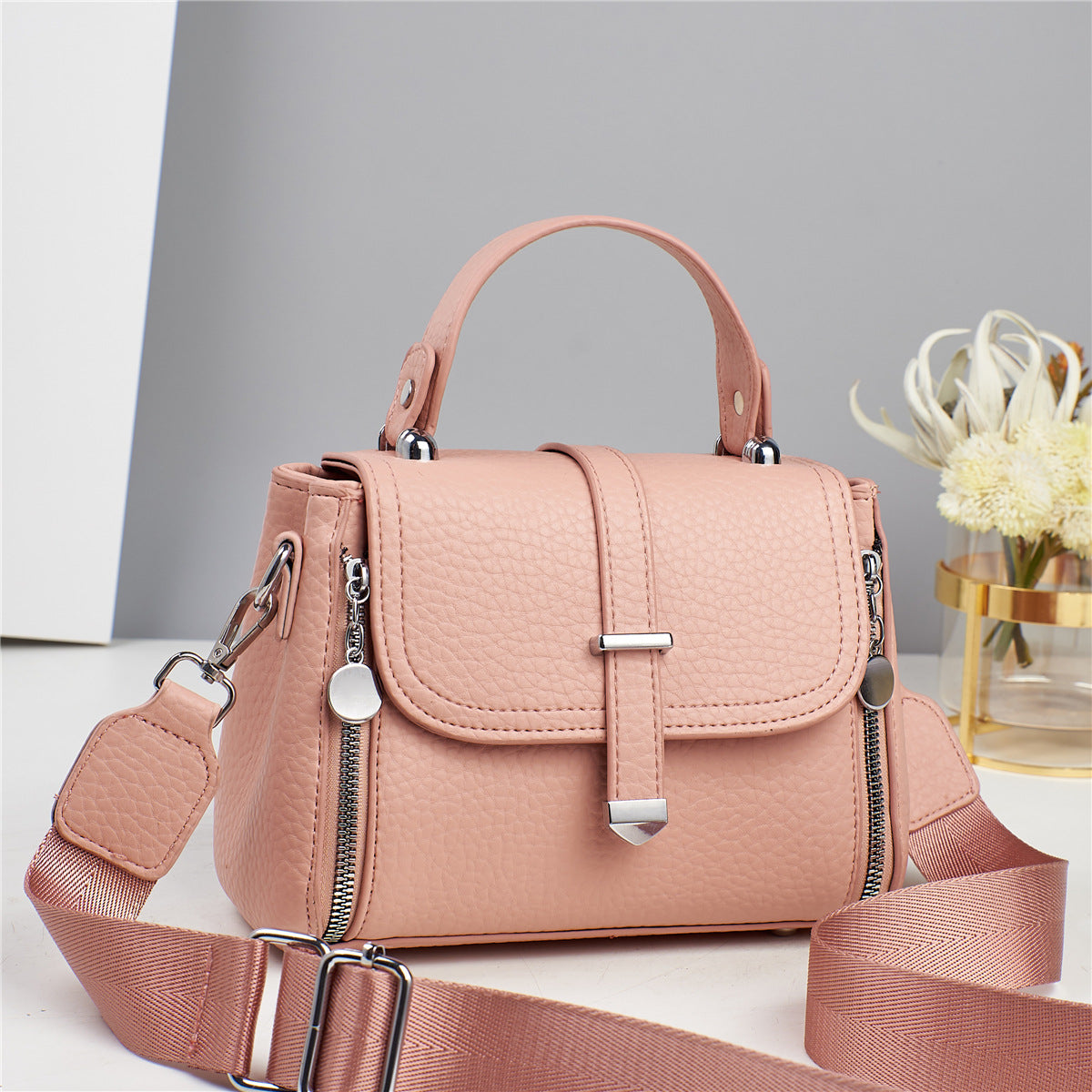 Bella handbag