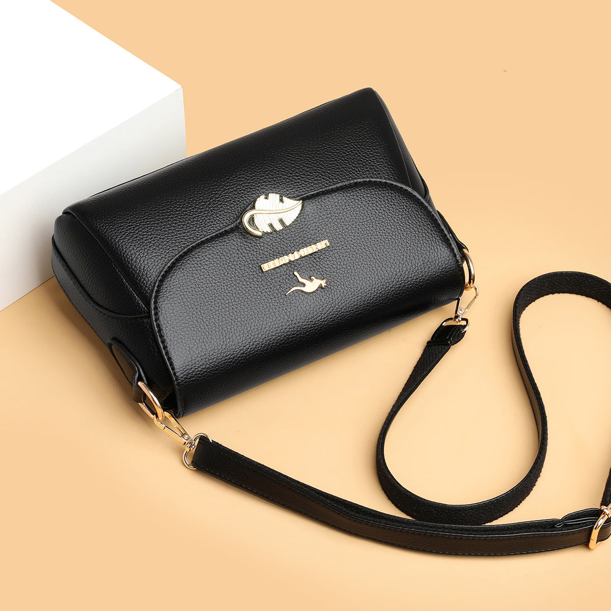 Lea cross bag