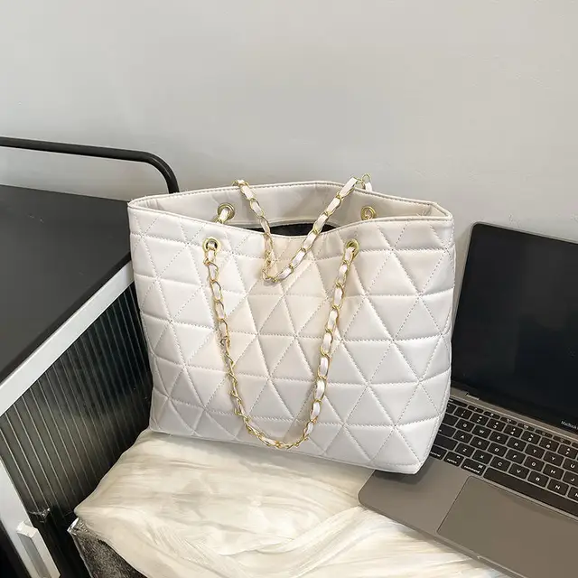 Ariel handbag
