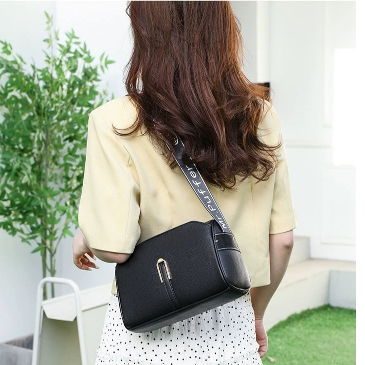Mira cross bag